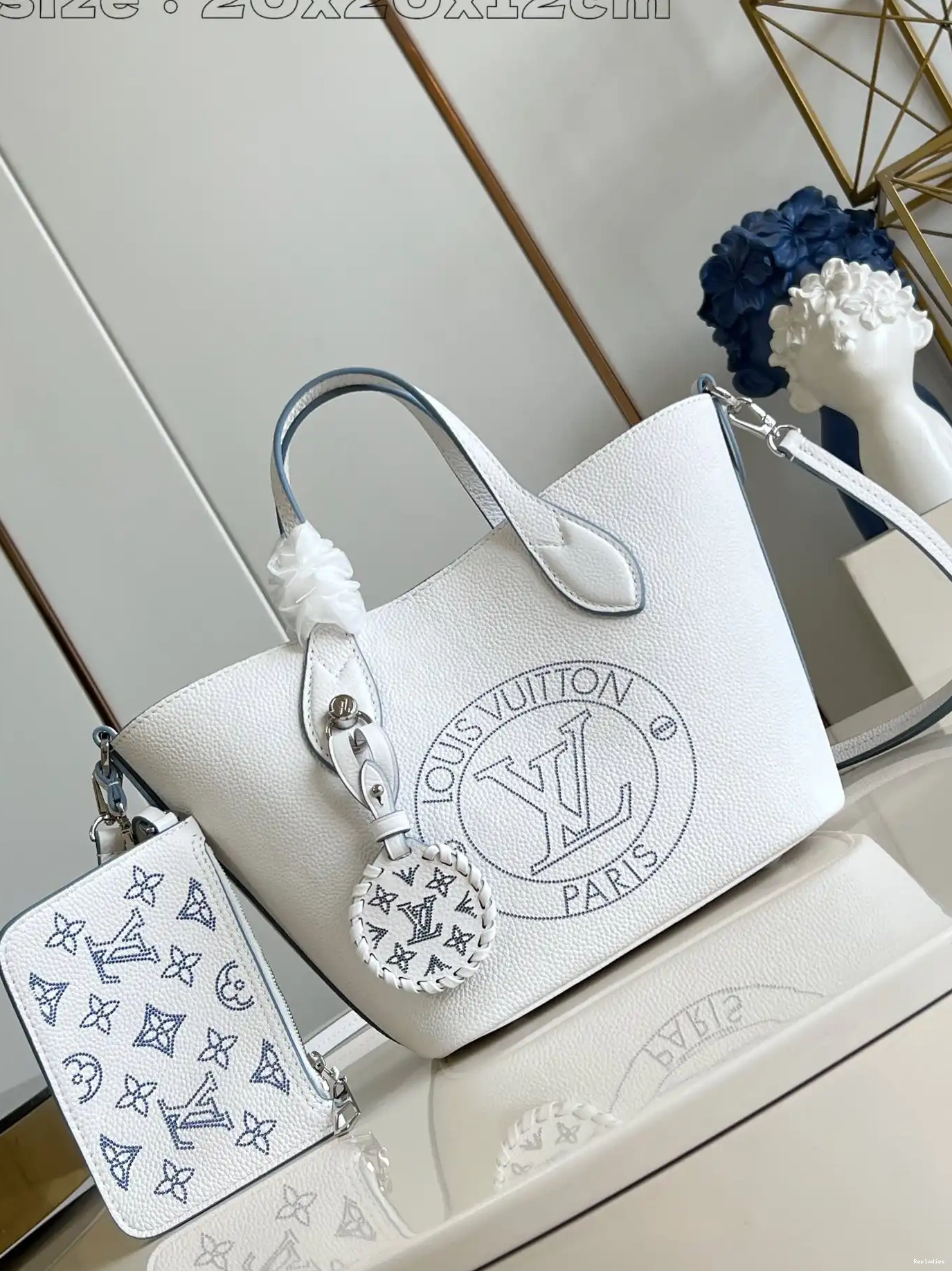 Cheap LOUIS VUITTON PM Blossom 0613